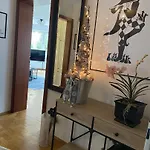 아파트 Traumhafte Ferienwohnung, Ruhig Und Zentral *